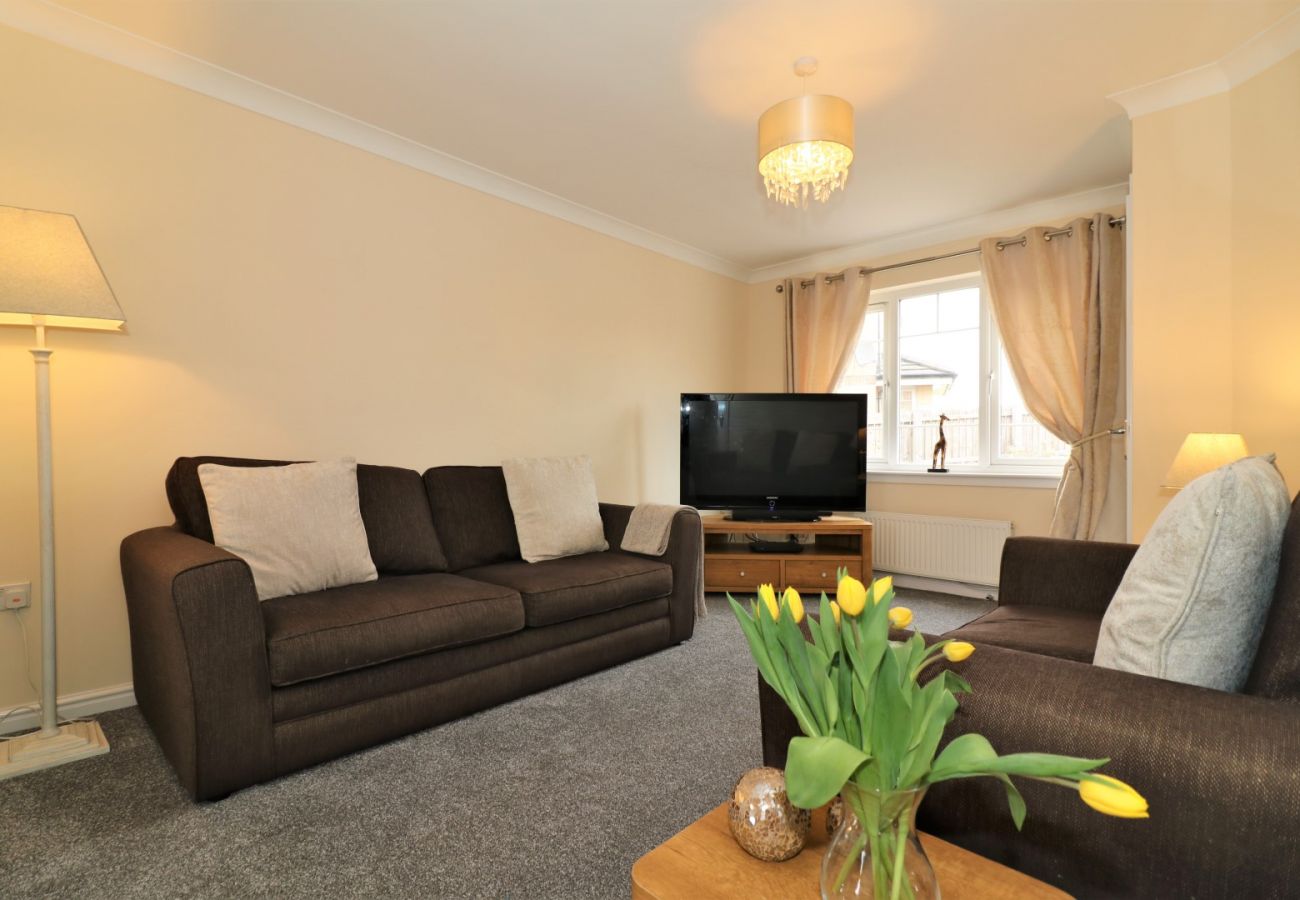 Apartment in Holytown - Wilkie House Holytown
