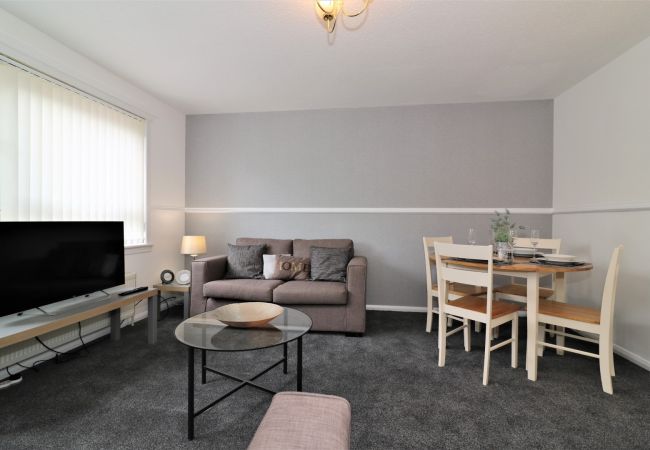 Apartment in East Kilbride - Troon House - East Kilbride