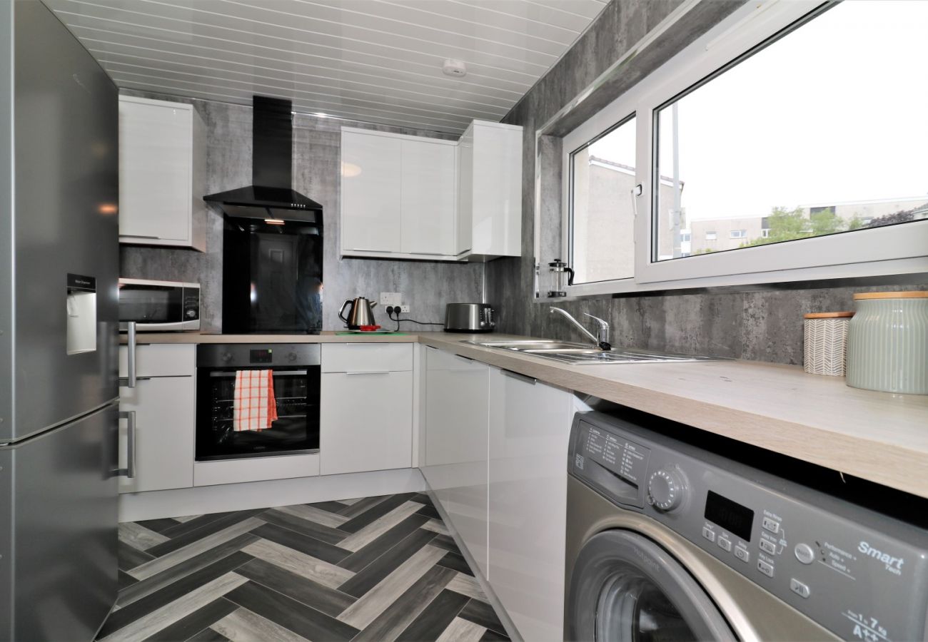 Apartment in East Kilbride - Carnoustie House - East Kilbride