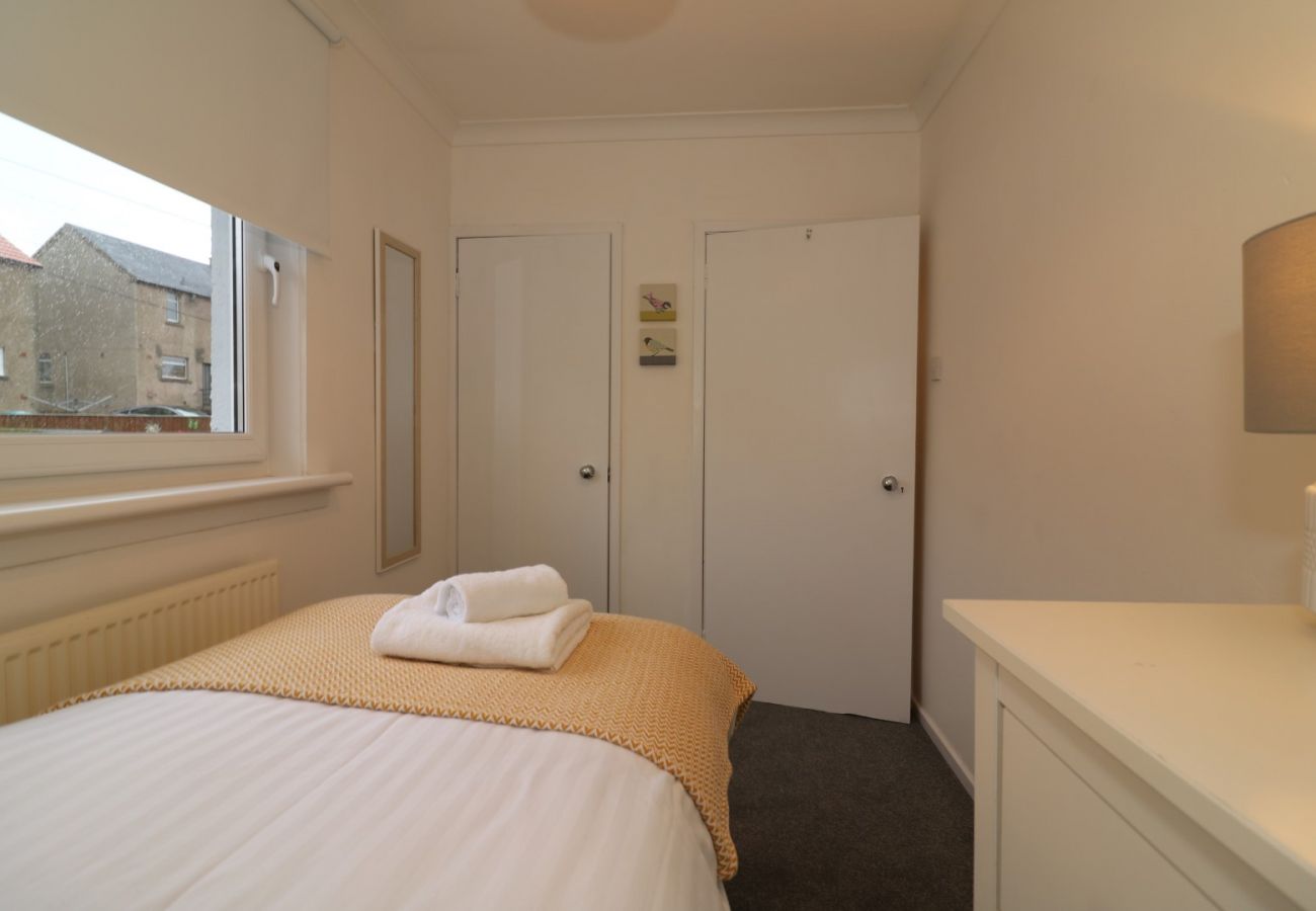 Apartment in Wishaw - North View - Wishaw