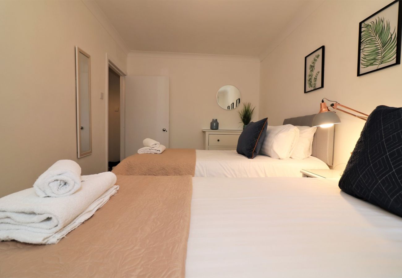 Apartment in Wishaw - North View - Wishaw