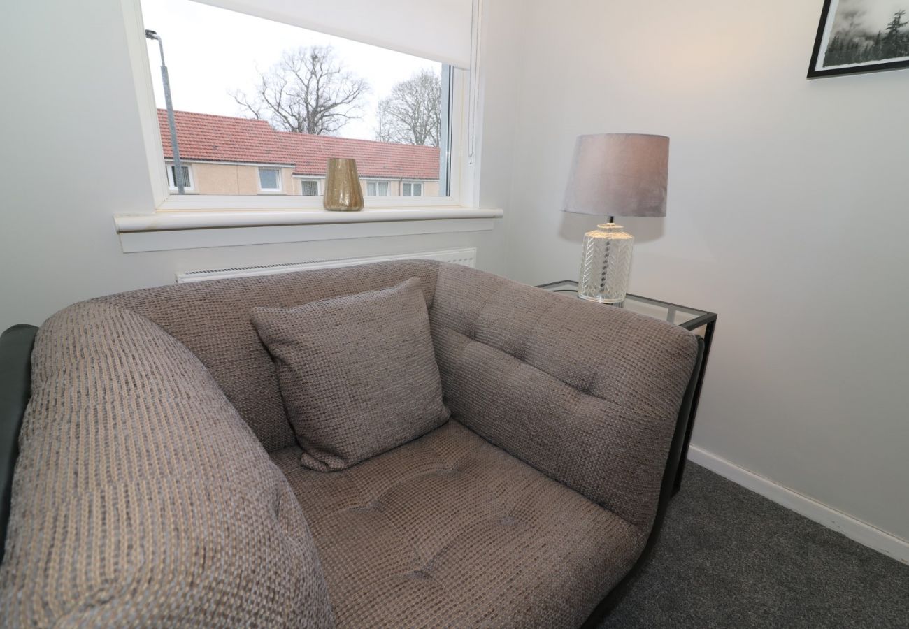 Apartment in Wishaw - North View - Wishaw