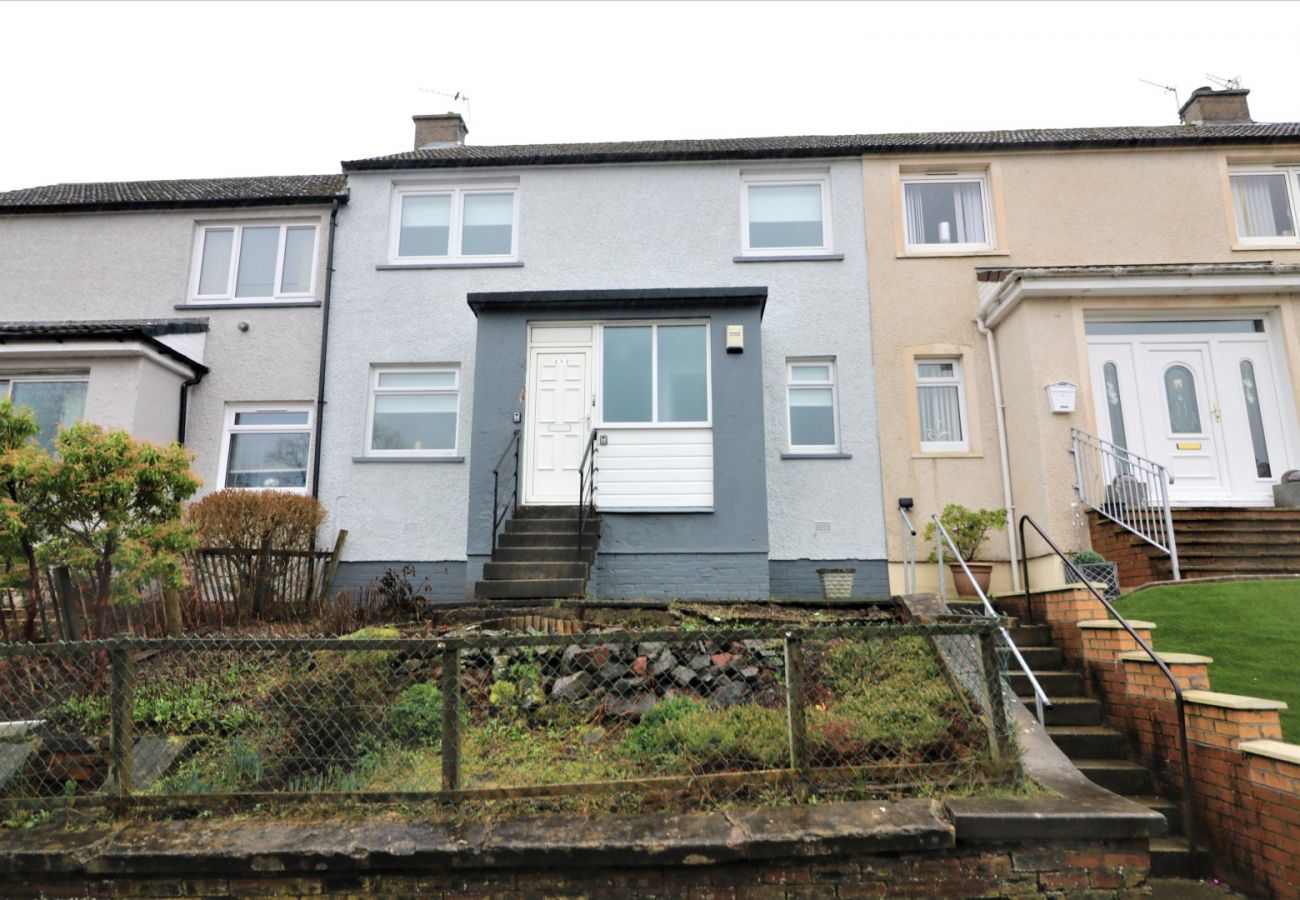 Apartment in Wishaw - North View - Wishaw