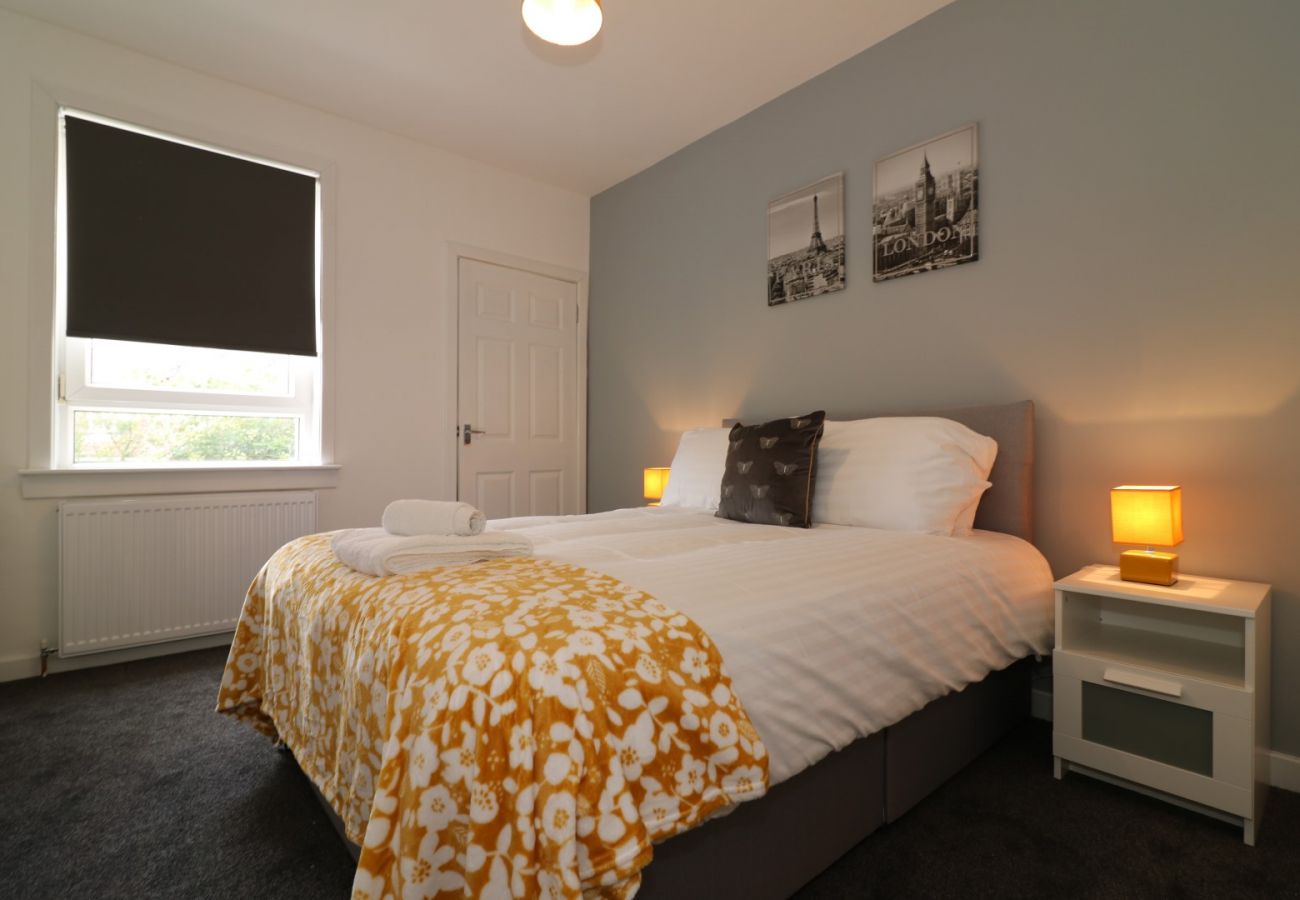Apartment in Airdrie - Newbattle House, Airdrie