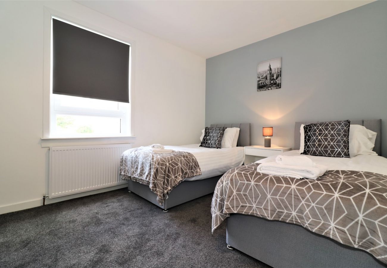 Apartment in Airdrie - Newbattle House, Airdrie