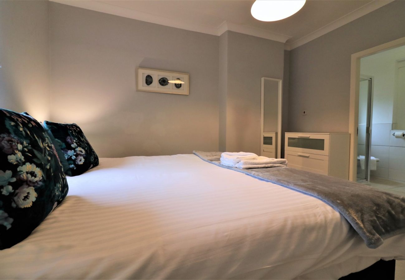 Apartment in Glasgow - Moss View Glasgow