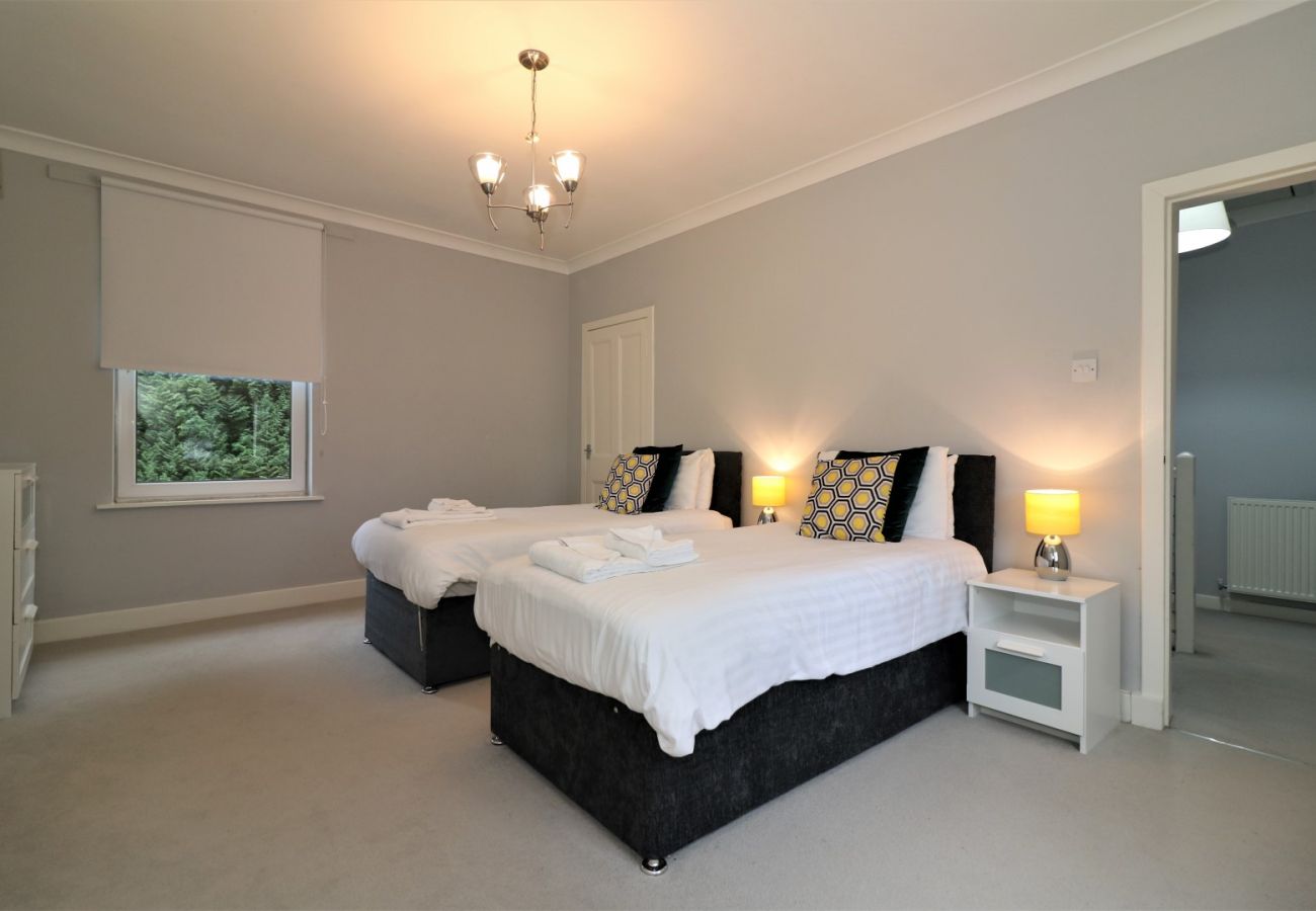 Apartment in Glasgow - Moss View Glasgow