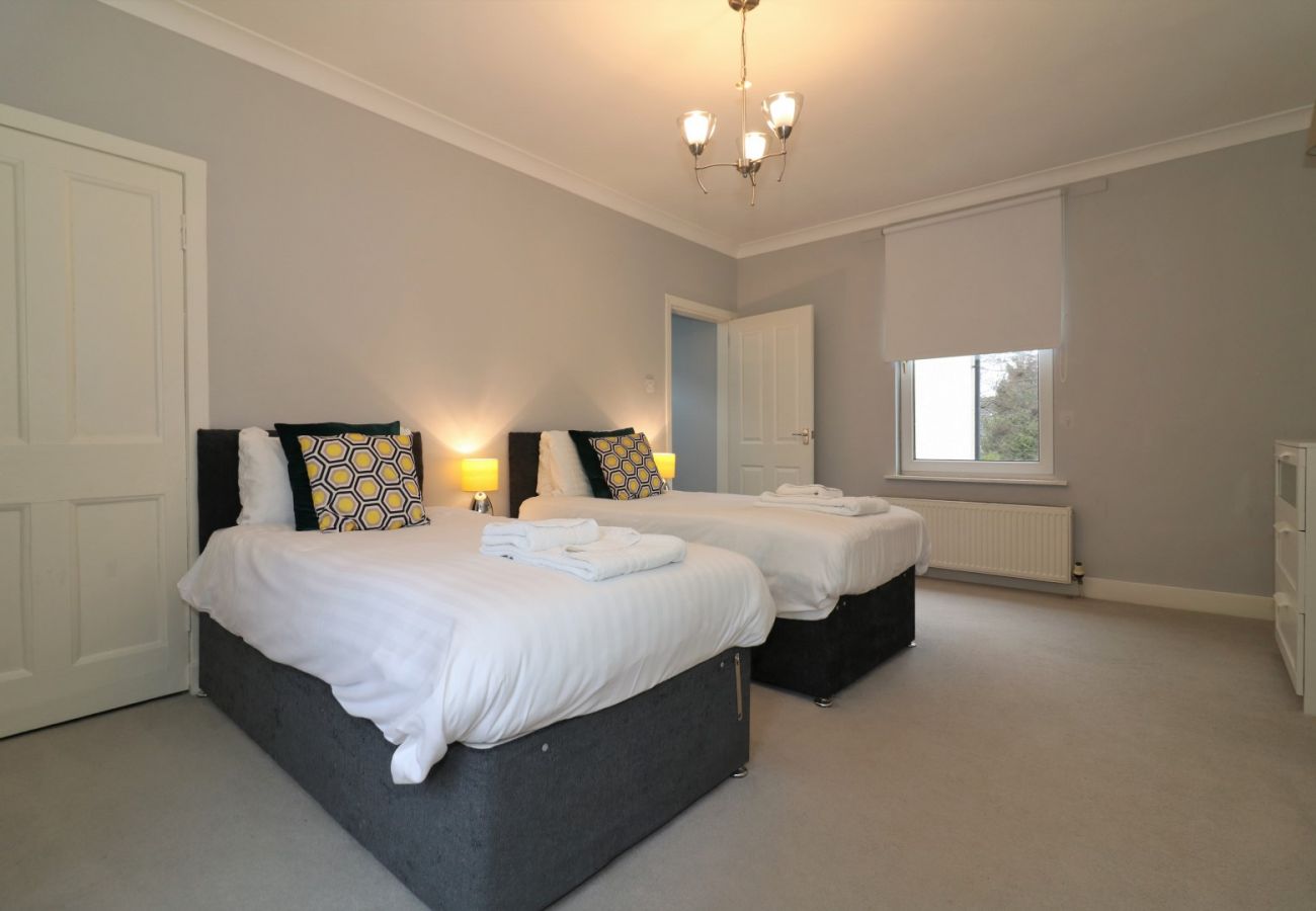 Apartment in Glasgow - Moss View Glasgow