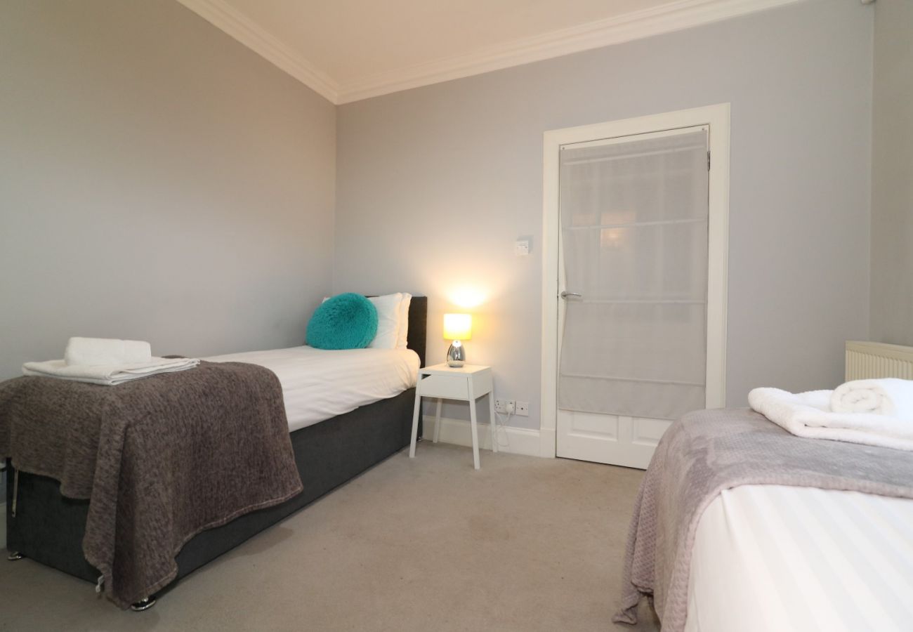 Apartment in Glasgow - Moss View Glasgow
