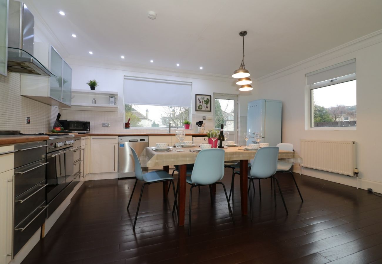 Apartment in Glasgow - Moss View Glasgow