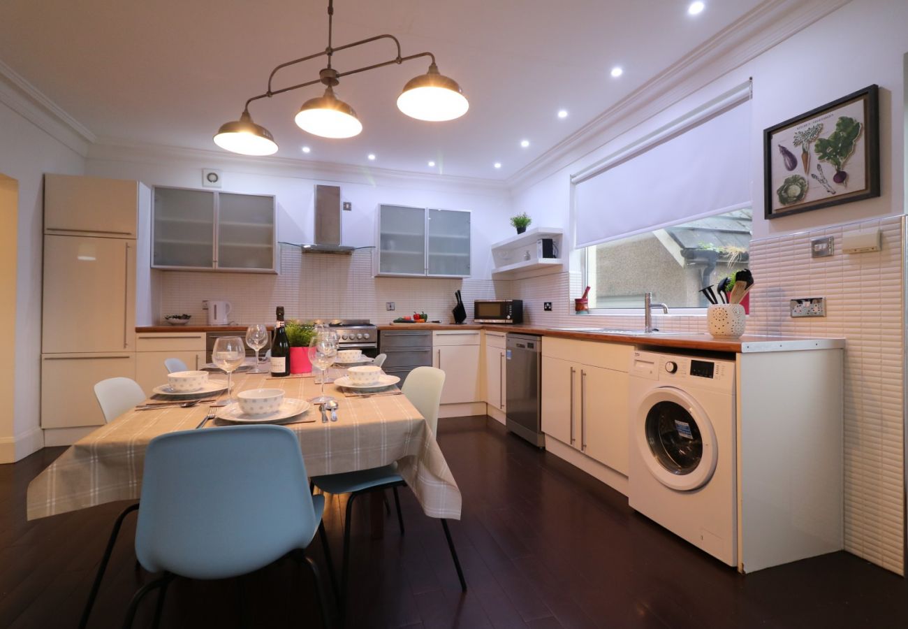 Apartment in Glasgow - Moss View Glasgow
