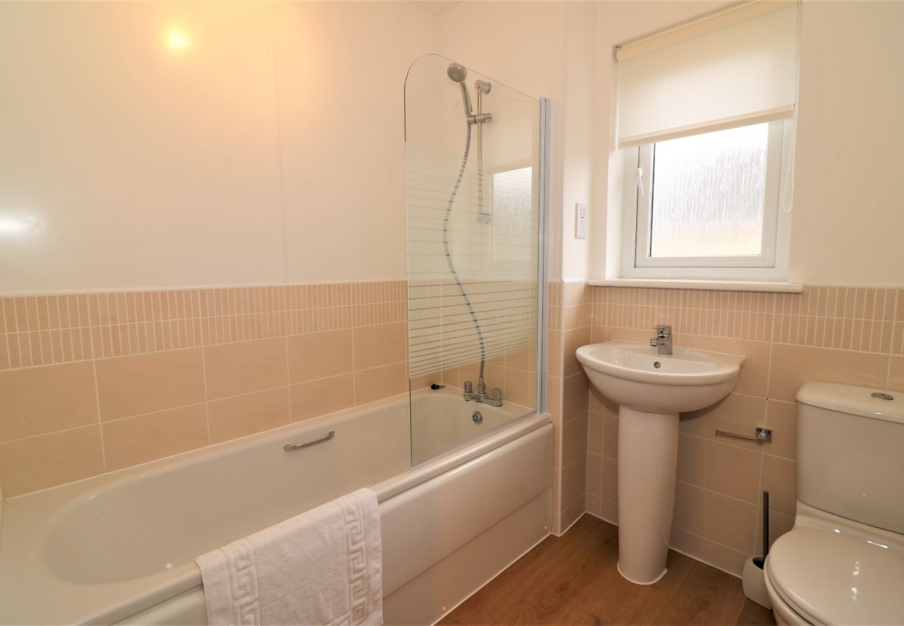 Apartment in Holytown - Morrison House Holytown