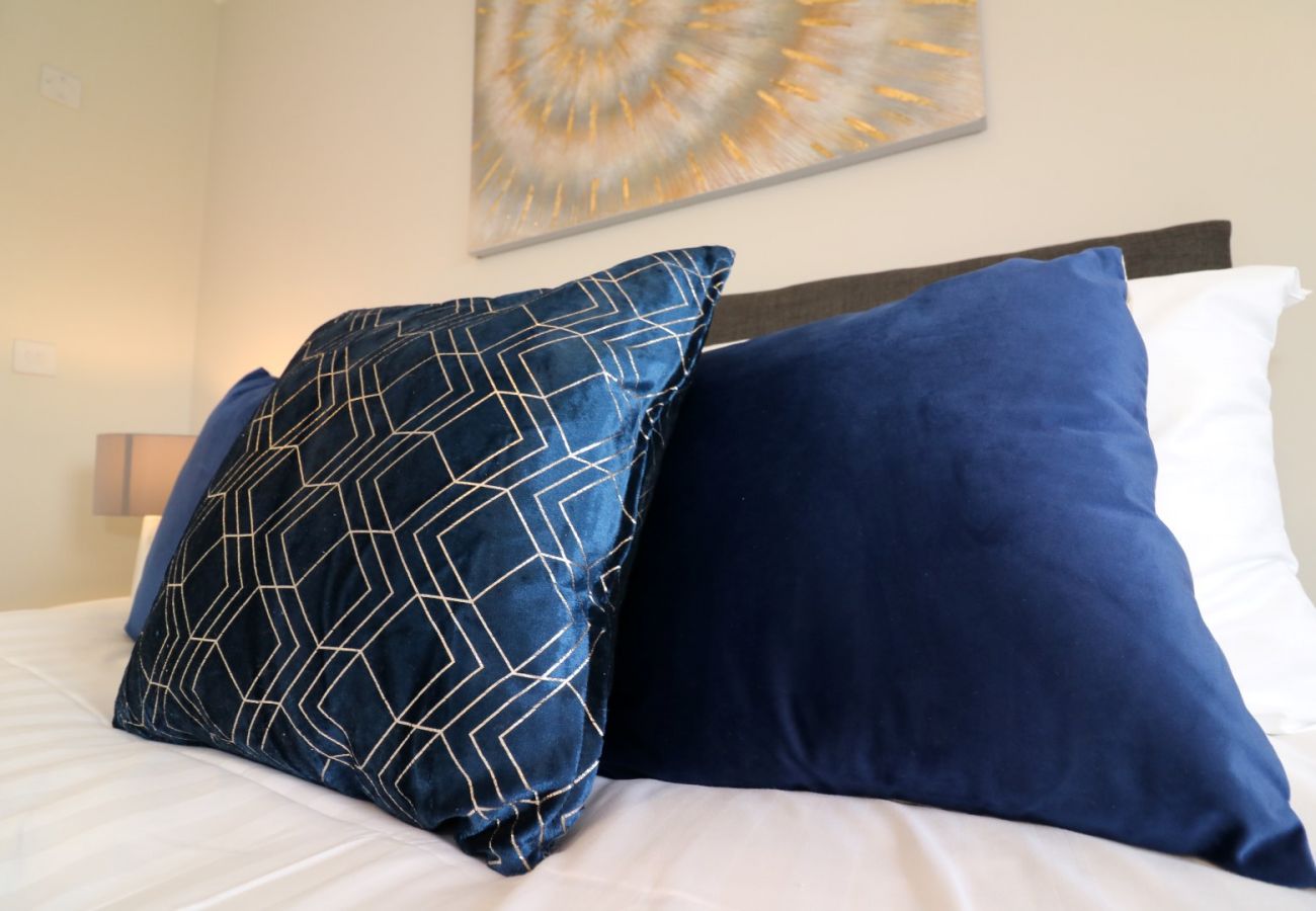 Apartment in Holytown - Morrison House Holytown
