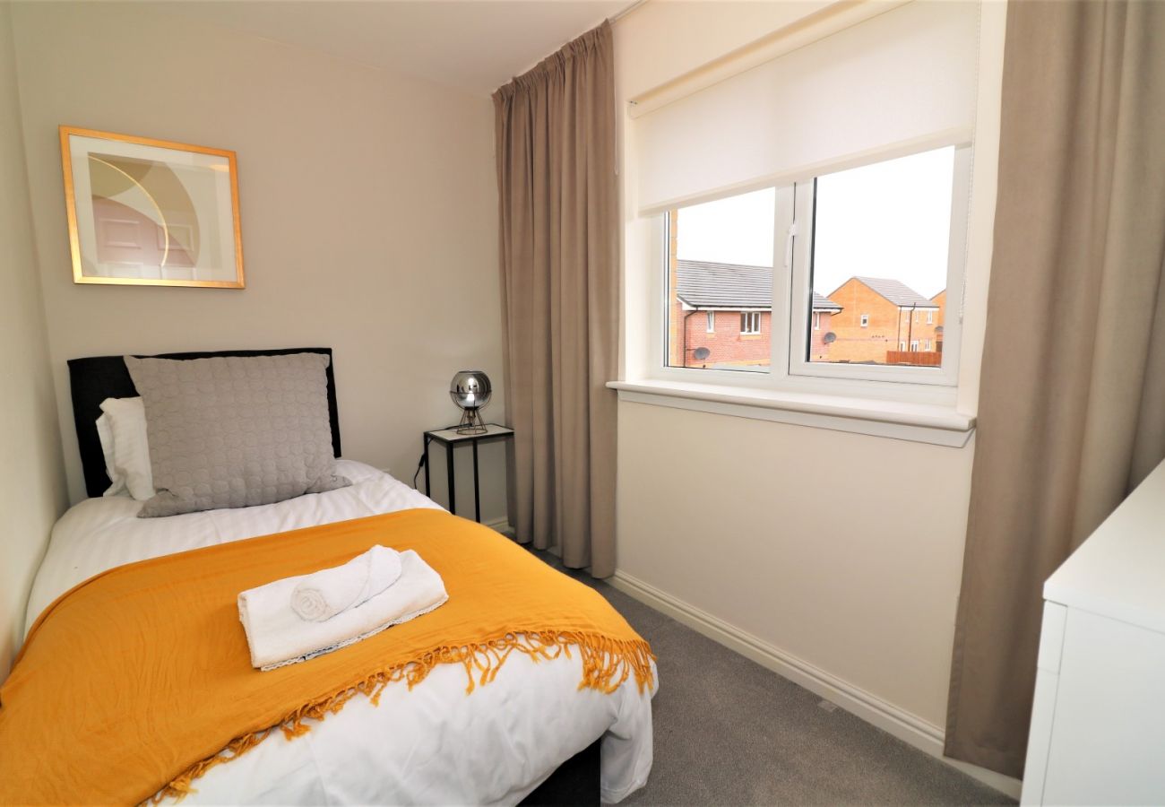 Apartment in Holytown - Morrison House Holytown