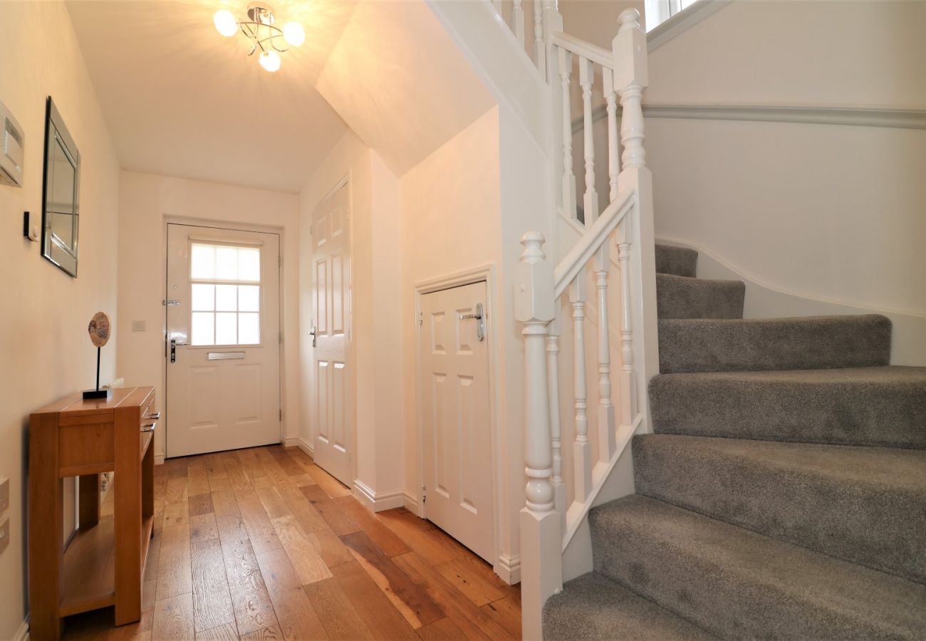Apartment in Holytown - Morrison House Holytown