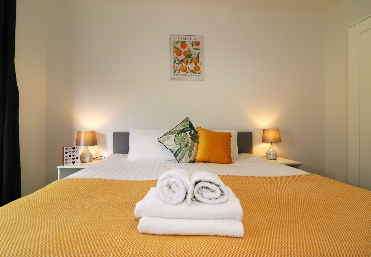 Apartment in Airdrie - Gartlea House - Airdrie