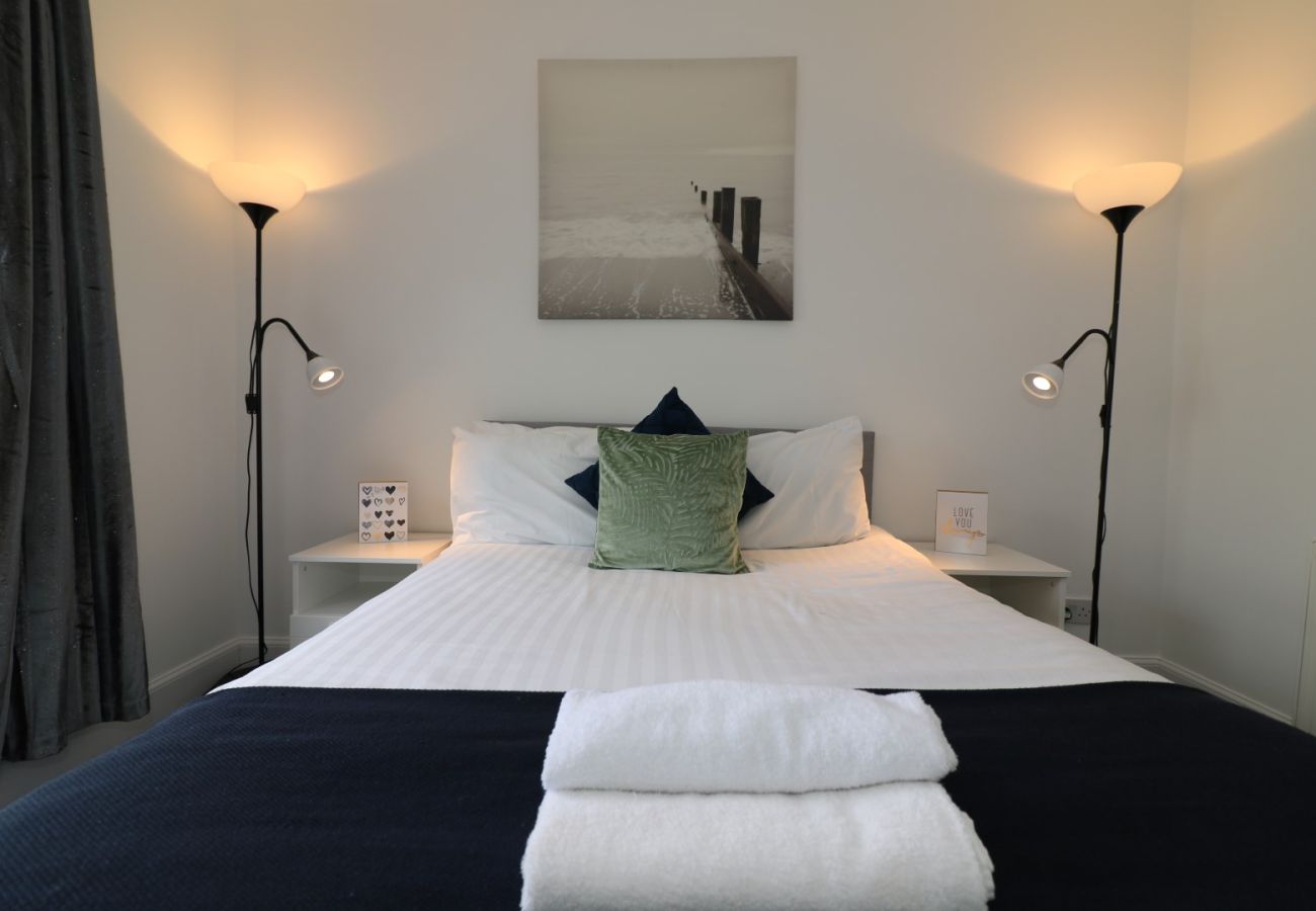 Apartment in Airdrie - Gartlea House - Airdrie