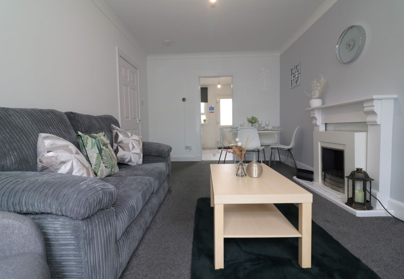 Apartment in Airdrie - Gartlea House - Airdrie