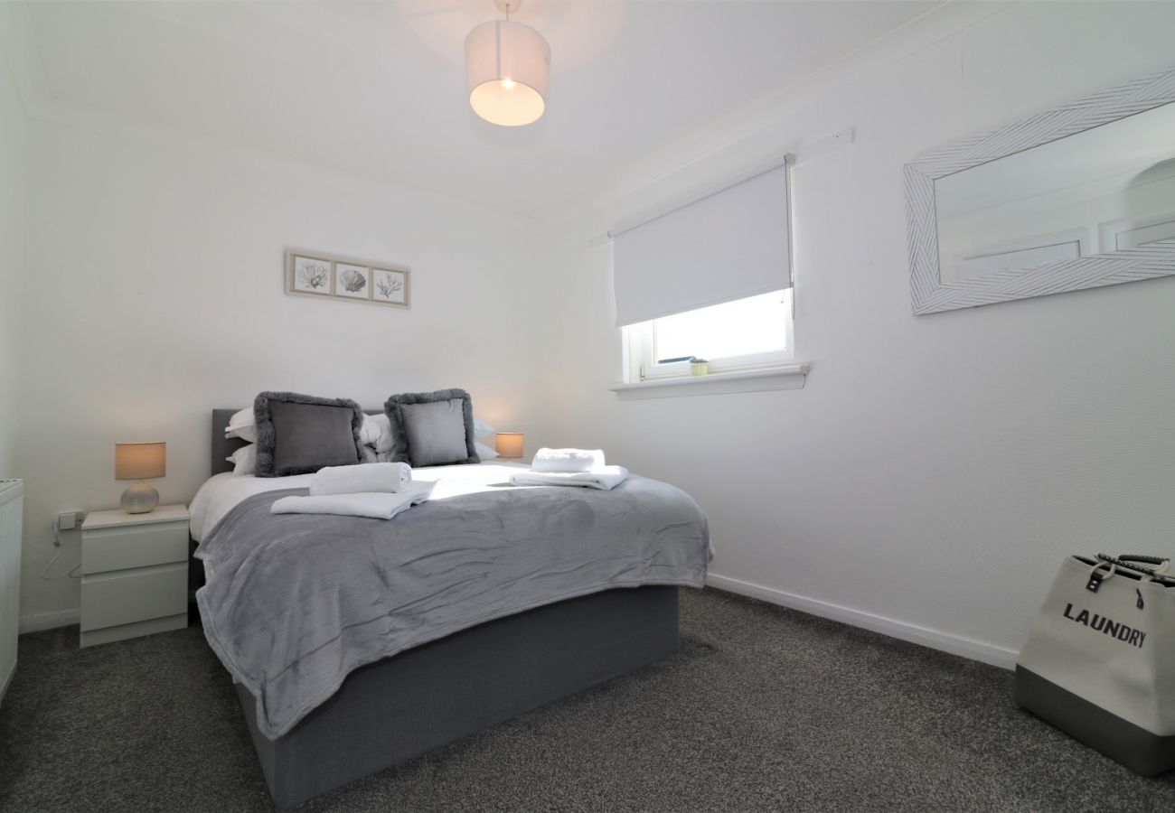 Apartment in Chapelhall - Honeywell House - Airdrie