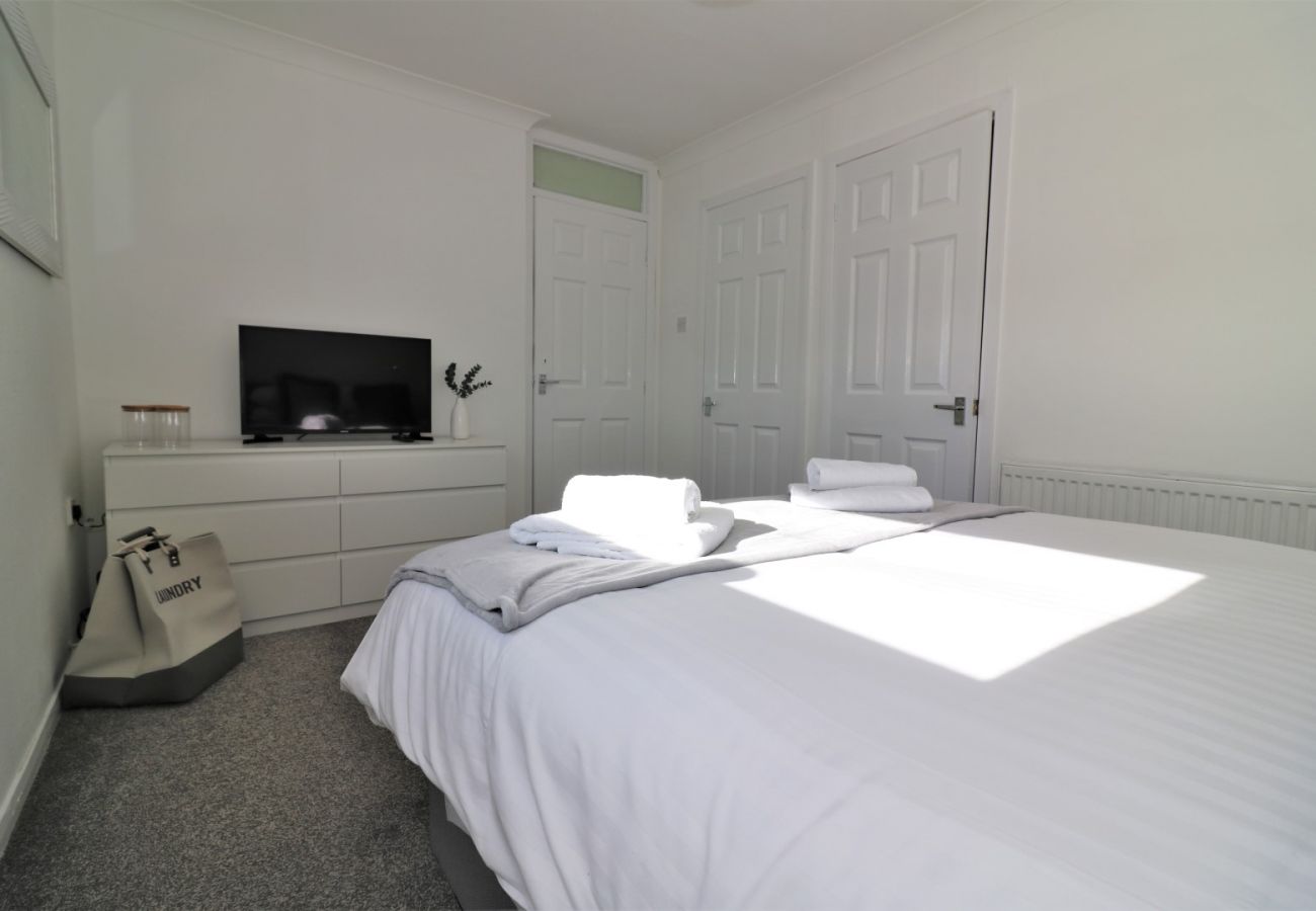 Apartment in Chapelhall - Honeywell House - Airdrie