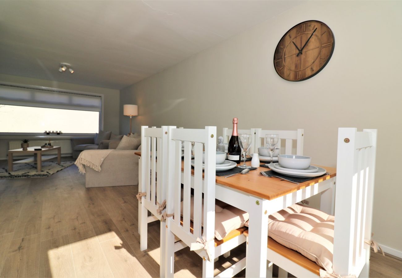 Apartment in Chapelhall - Honeywell House - Airdrie
