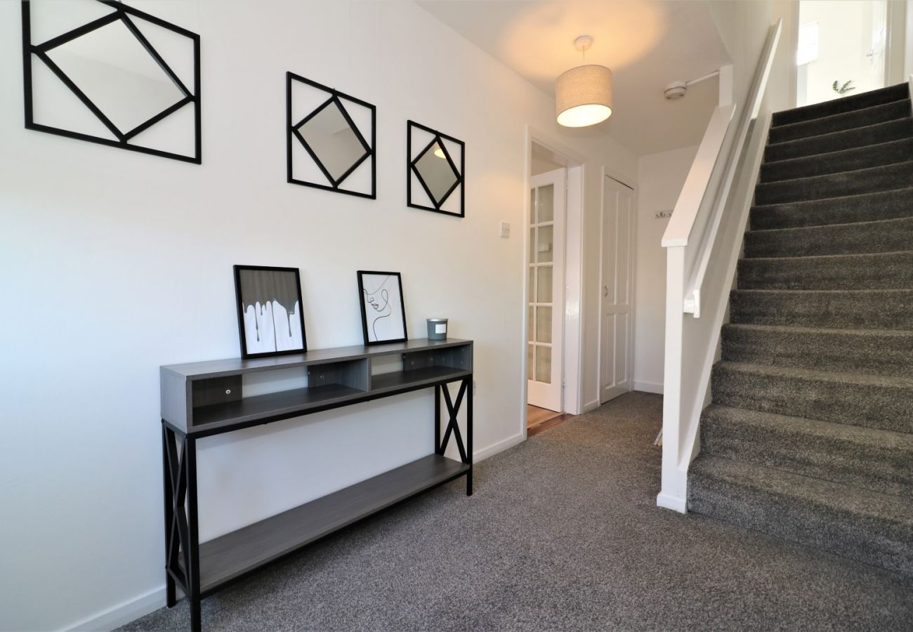 Apartment in Chapelhall - Honeywell House - Airdrie