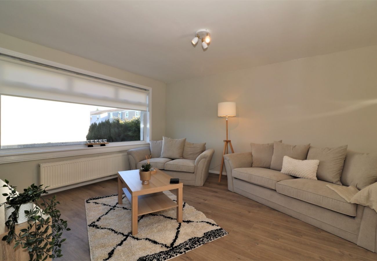 Apartment in Chapelhall - Honeywell House - Airdrie