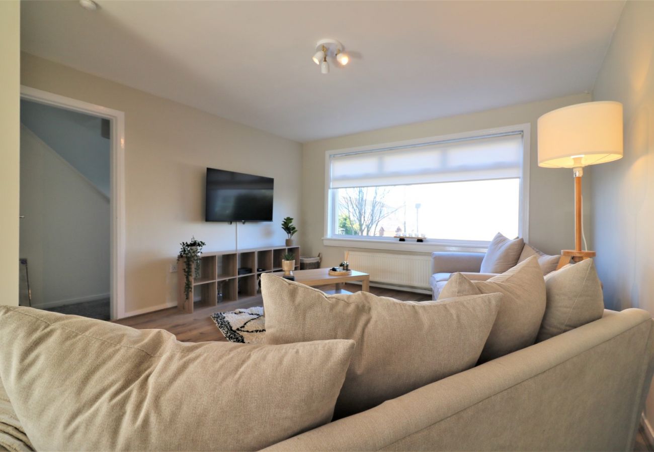 Apartment in Chapelhall - Honeywell House - Airdrie