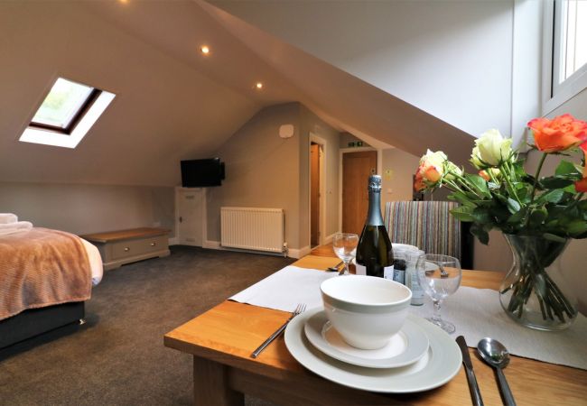 Apartment in Airdrie - Linden Cottage Room 3 - Airdrie Apartment in Airdrie - Linden Cottage Room 3 - Airdrie