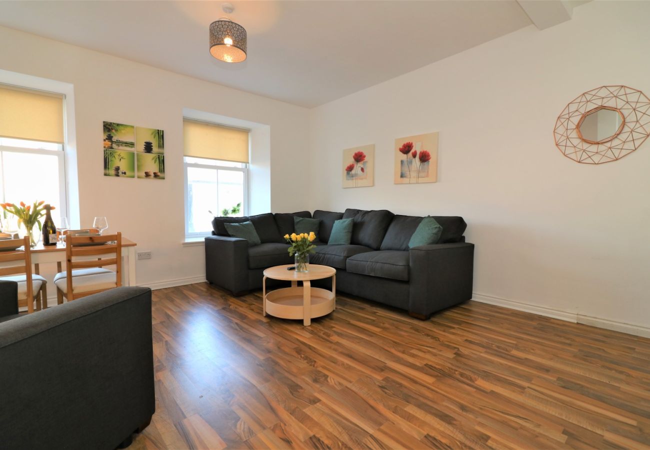 Apartment in Lanark - No 1 Bonnet Apartments - 2 Bed