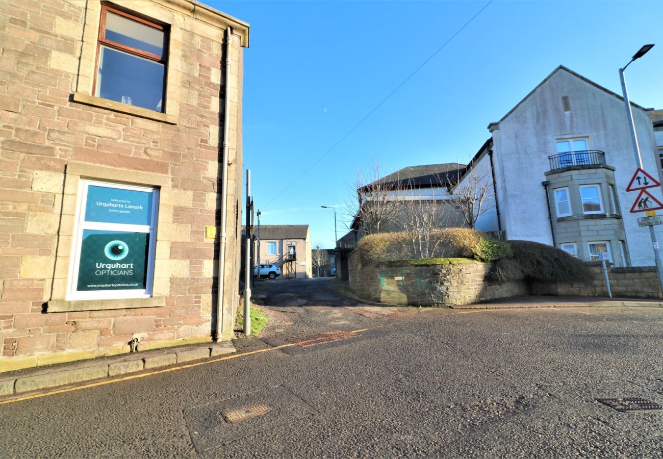 Apartment in Lanark - No 1 Bonnet Apartments - 2 Bed