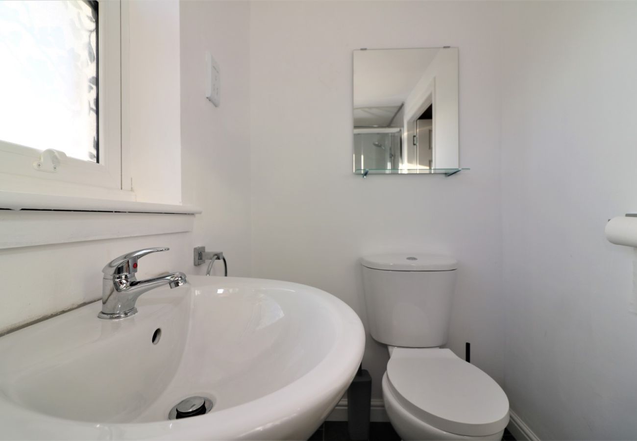 Apartment in Lanark - No 7 Bonnet Apartments - 1 Bed