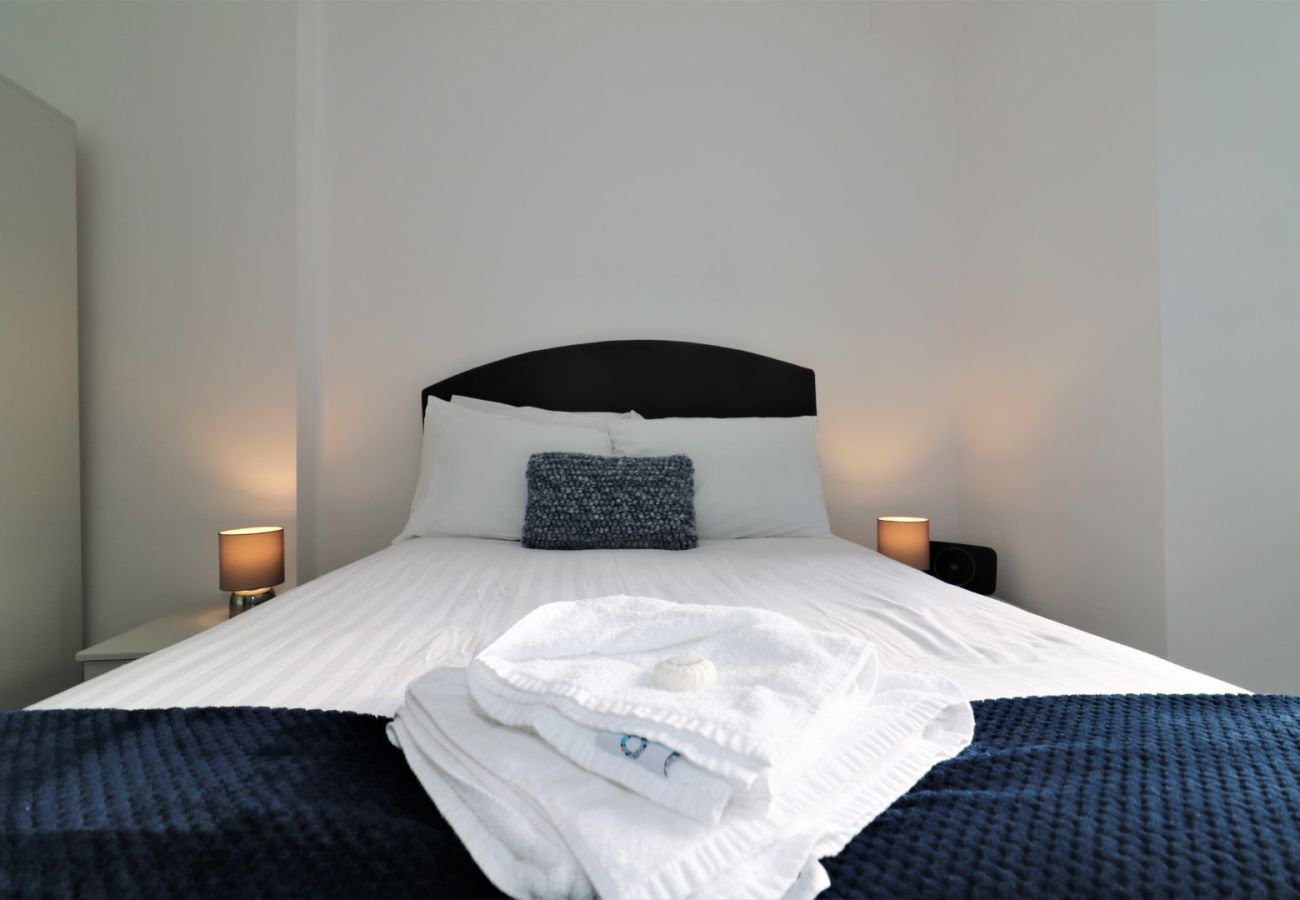 Apartment in Lanark - No 9 Bonnet Apartments - 3 Bed
