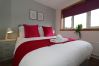 Apartment in Cumbernauld - Binnie House - Cumbernauld