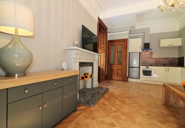 Apartment in Airdrie - Linden House Flat 1 - Airdrie Apartment in Airdrie - Linden House Flat 1 - Airdrie