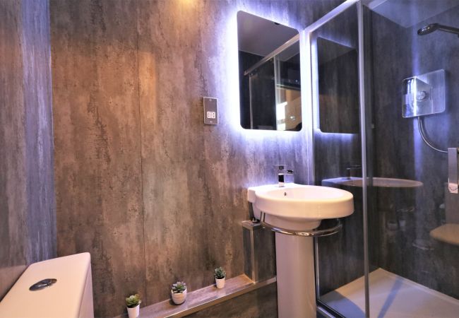 Apartment in Airdrie - Linden House Flat 1 - Airdrie Apartment in Airdrie - Linden House Flat 1 - Airdrie