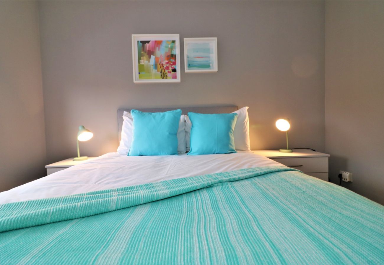 Apartment in Coatbridge - Carnbroe House - Carnbroe