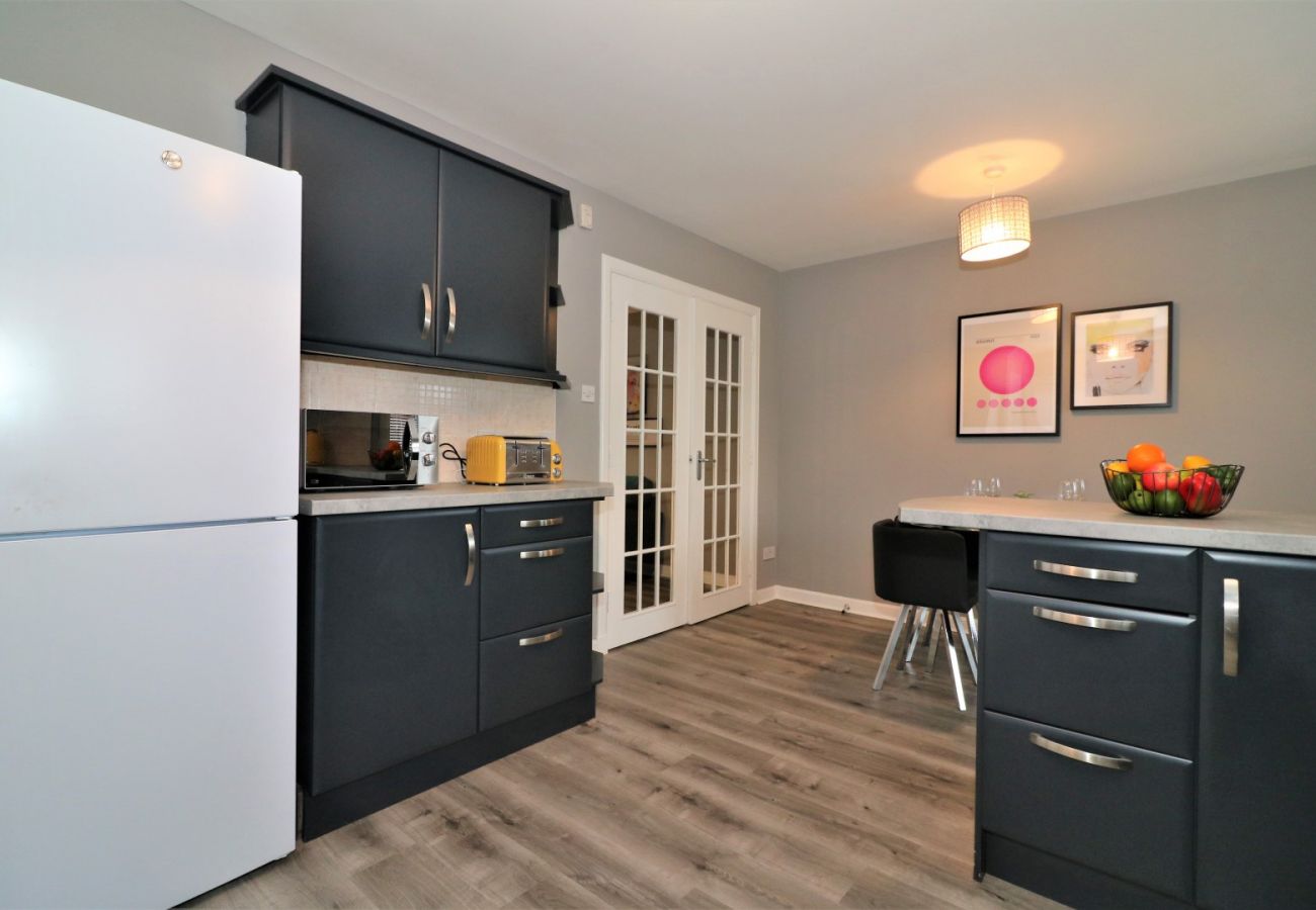 Apartment in Coatbridge - Carnbroe House - Carnbroe