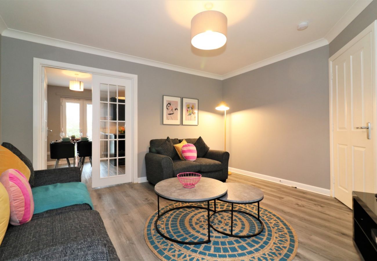 Apartment in Coatbridge - Carnbroe House - Carnbroe