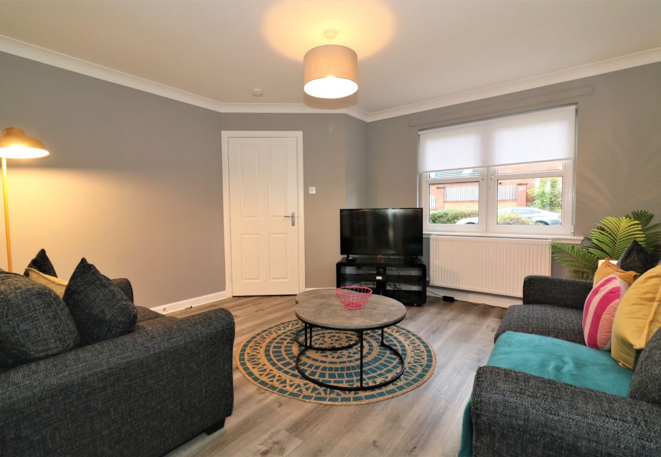 Apartment in Coatbridge - Carnbroe House - Carnbroe