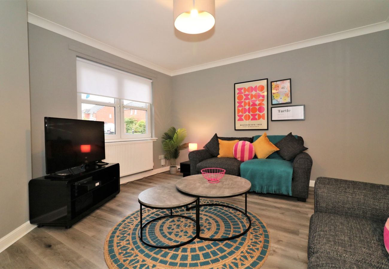 Apartment in Coatbridge - Carnbroe House - Carnbroe