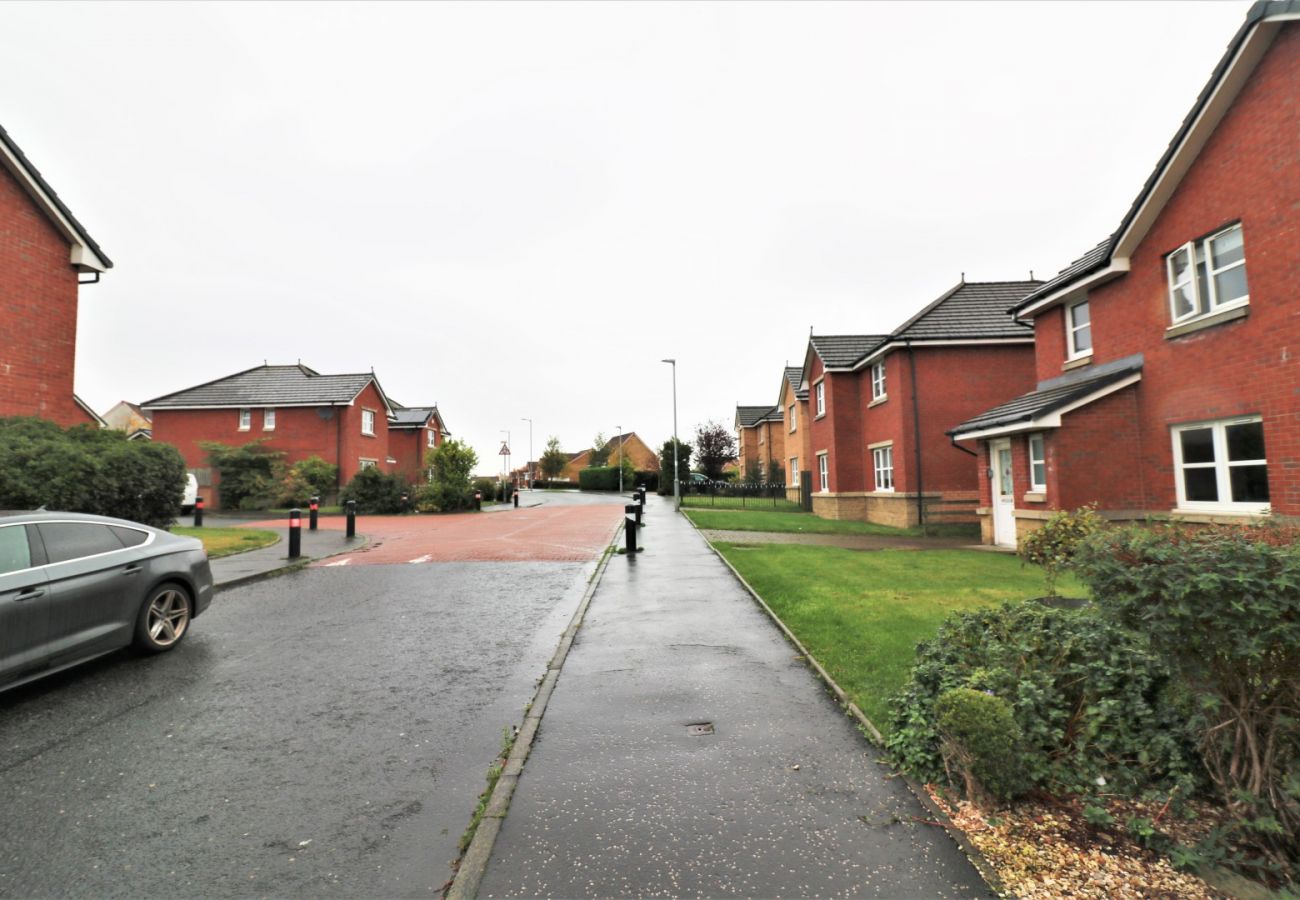 Apartment in Coatbridge - Carnbroe House - Carnbroe