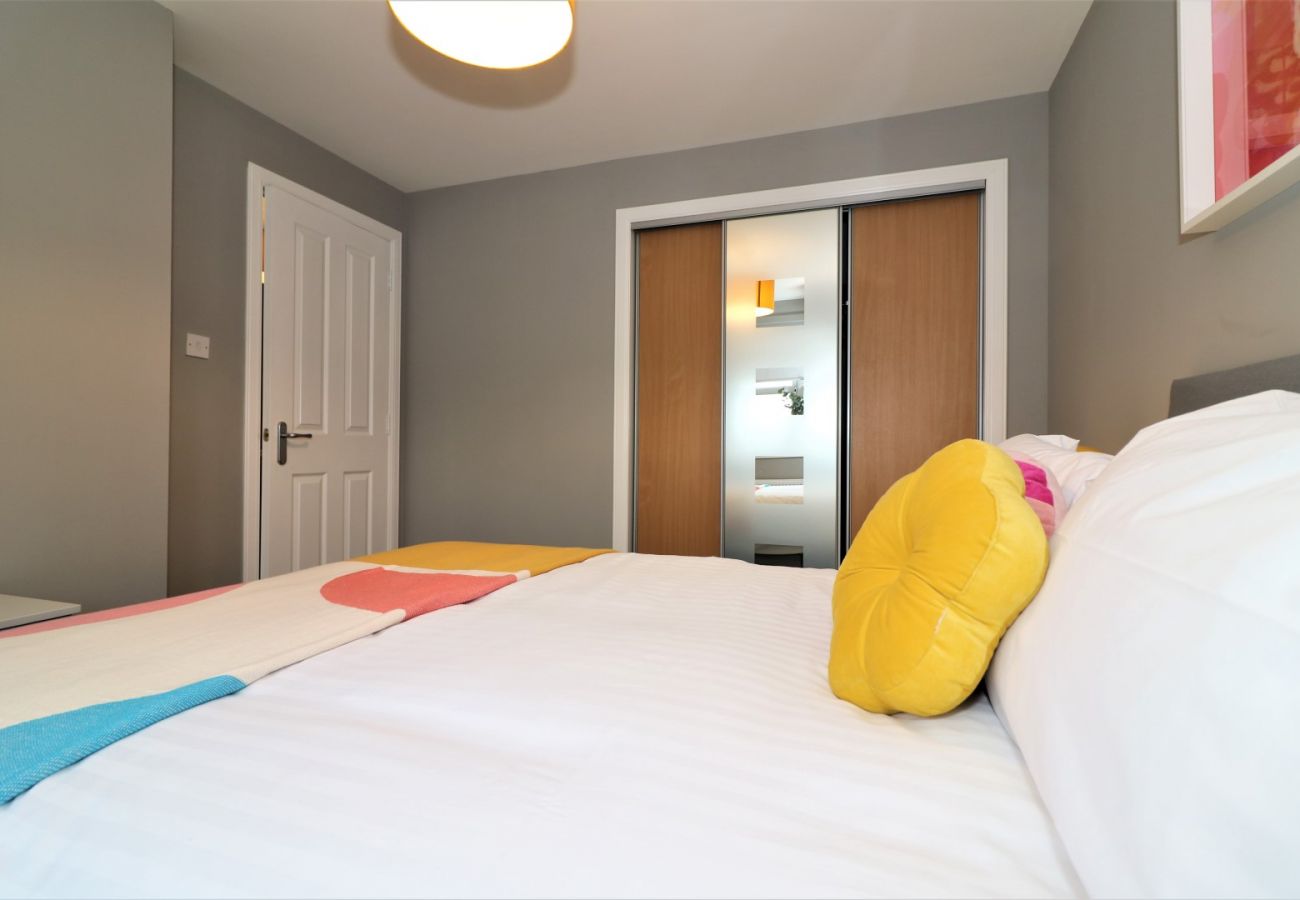 Apartment in Coatbridge - Carnbroe House - Carnbroe