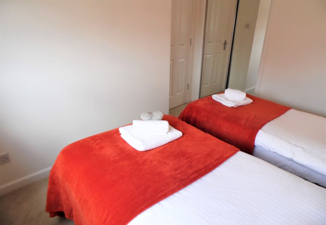 Apartment in Coatbridge - Brambling House - Carnbroe