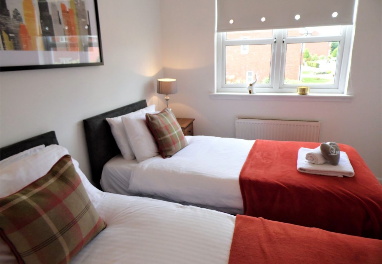 Apartment in Coatbridge - Brambling House - Carnbroe