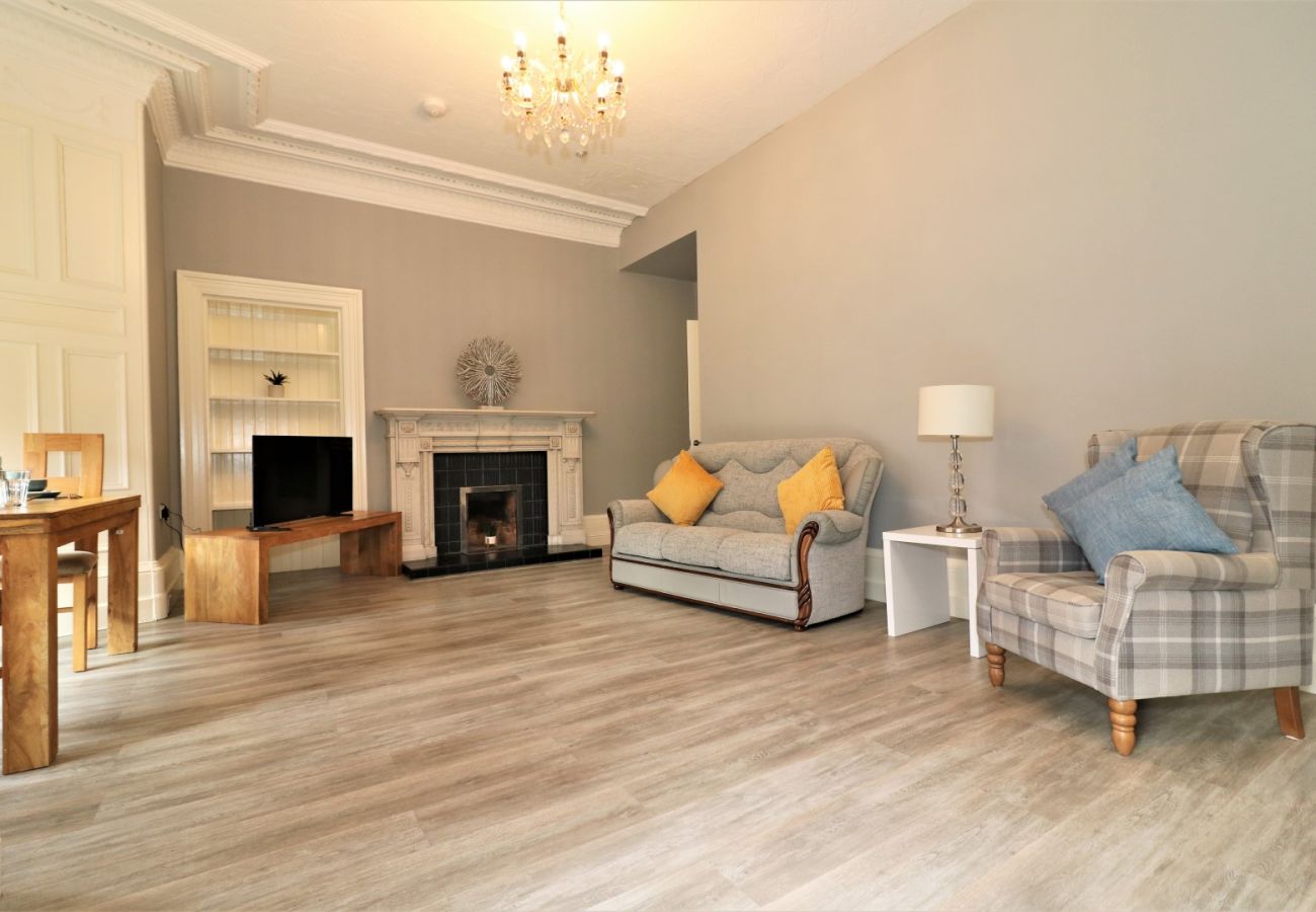 Apartment in Airdrie - Linden House - Flat 3 - Airdrie