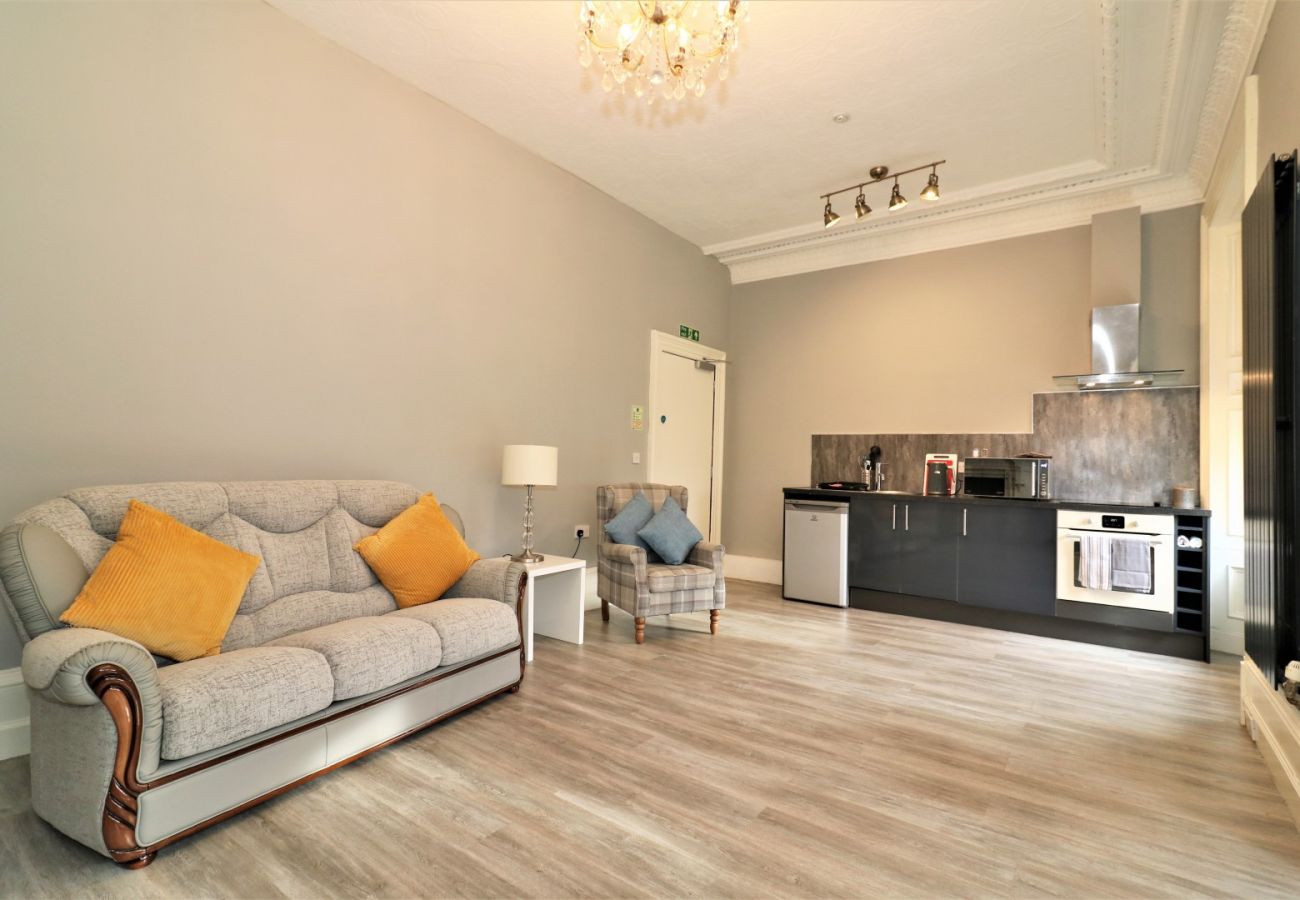 Apartment in Airdrie - Linden House - Flat 3 - Airdrie