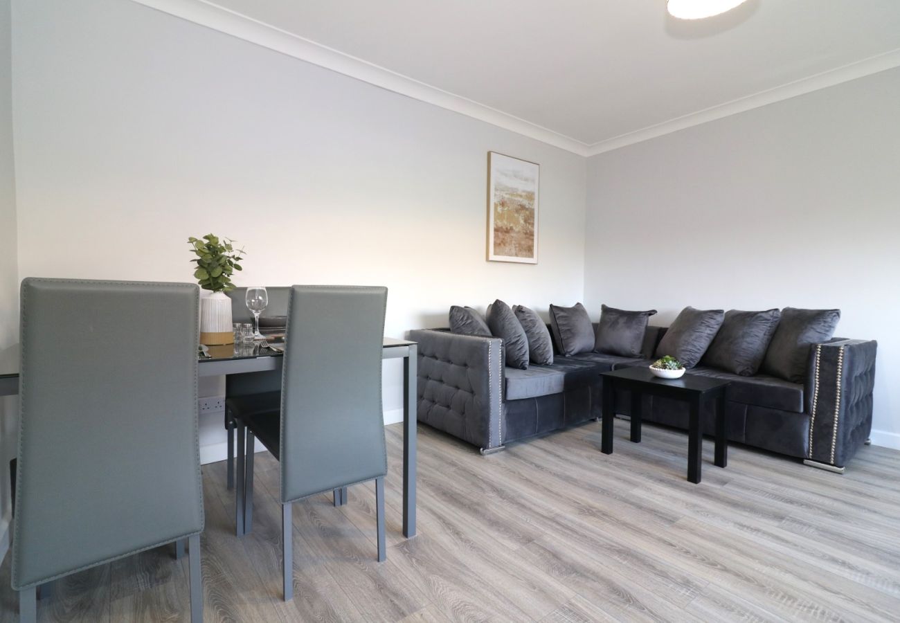 Apartment in Holytown - Sunnyside House - Holytown