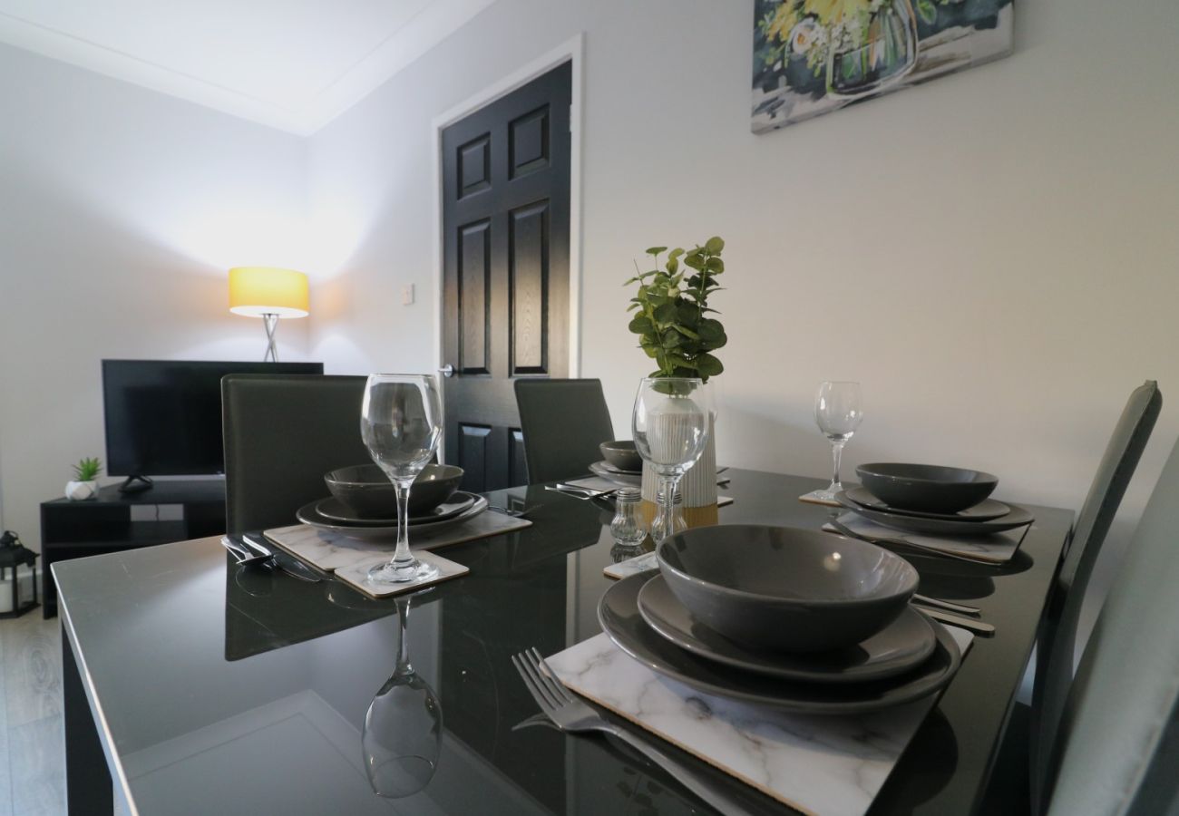 Apartment in Holytown - Sunnyside House - Holytown