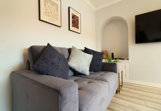 Apartment in Moodiesburn - Drumvale House - Moodiesburn Apartment in Moodiesburn - Drumvale House - Moodiesburn